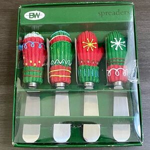 Boston Warehouse Christmas Mittens Spreaders